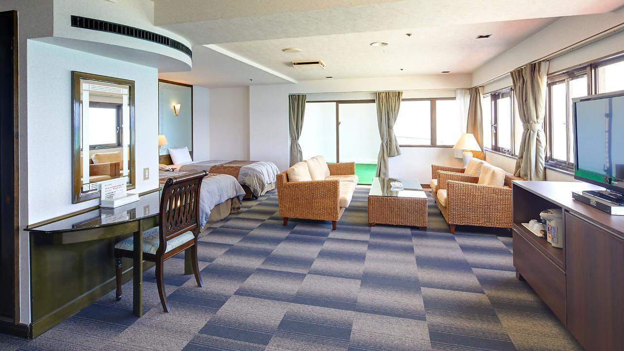 Resort Hotel Bel Paraiso Nakijin Buitenkant foto