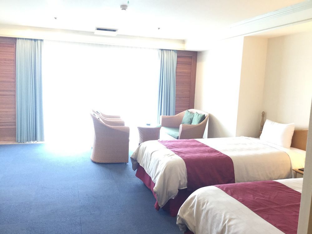 Resort Hotel Bel Paraiso Nakijin Buitenkant foto