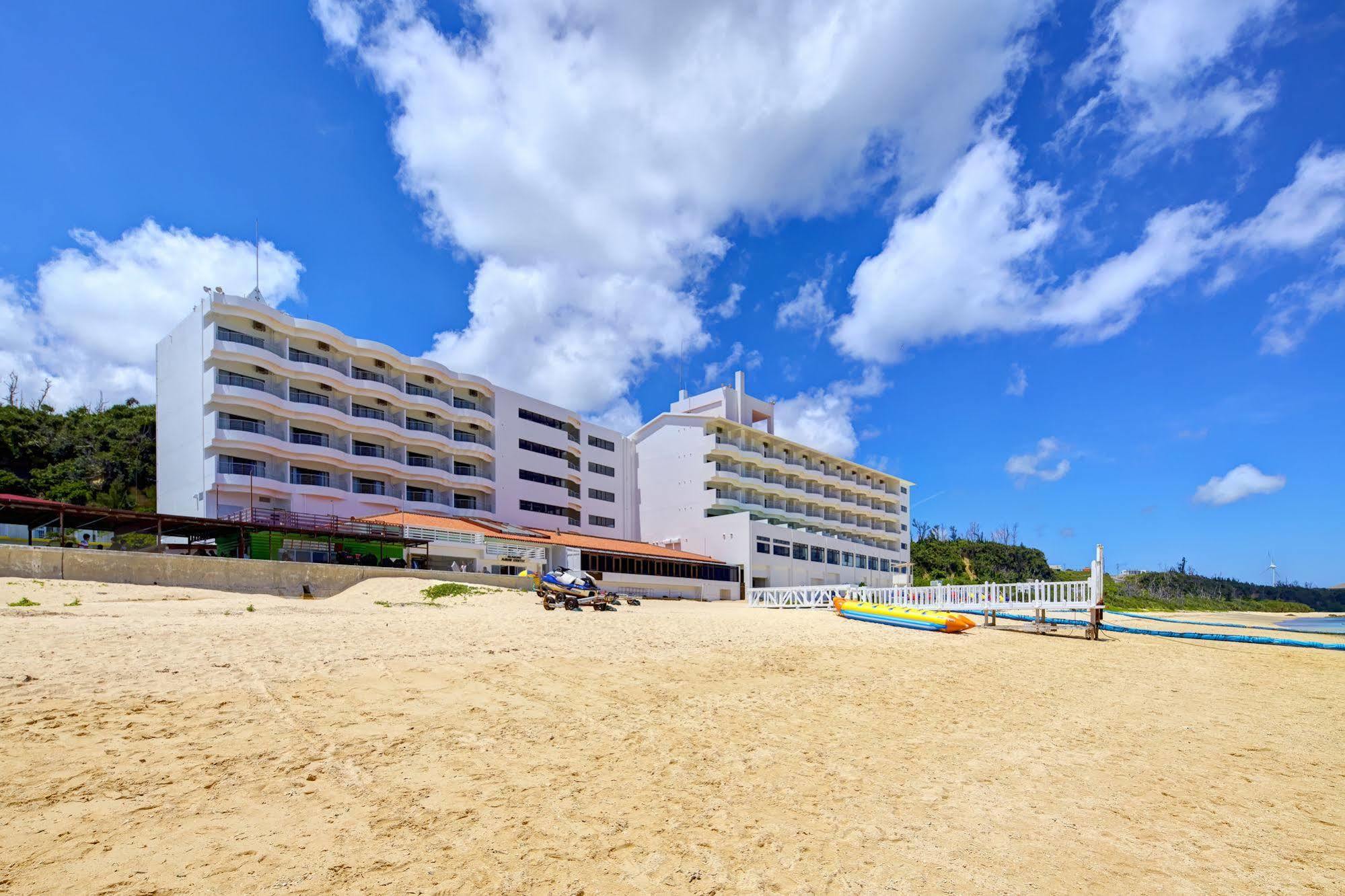 Resort Hotel Bel Paraiso Nakijin Buitenkant foto
